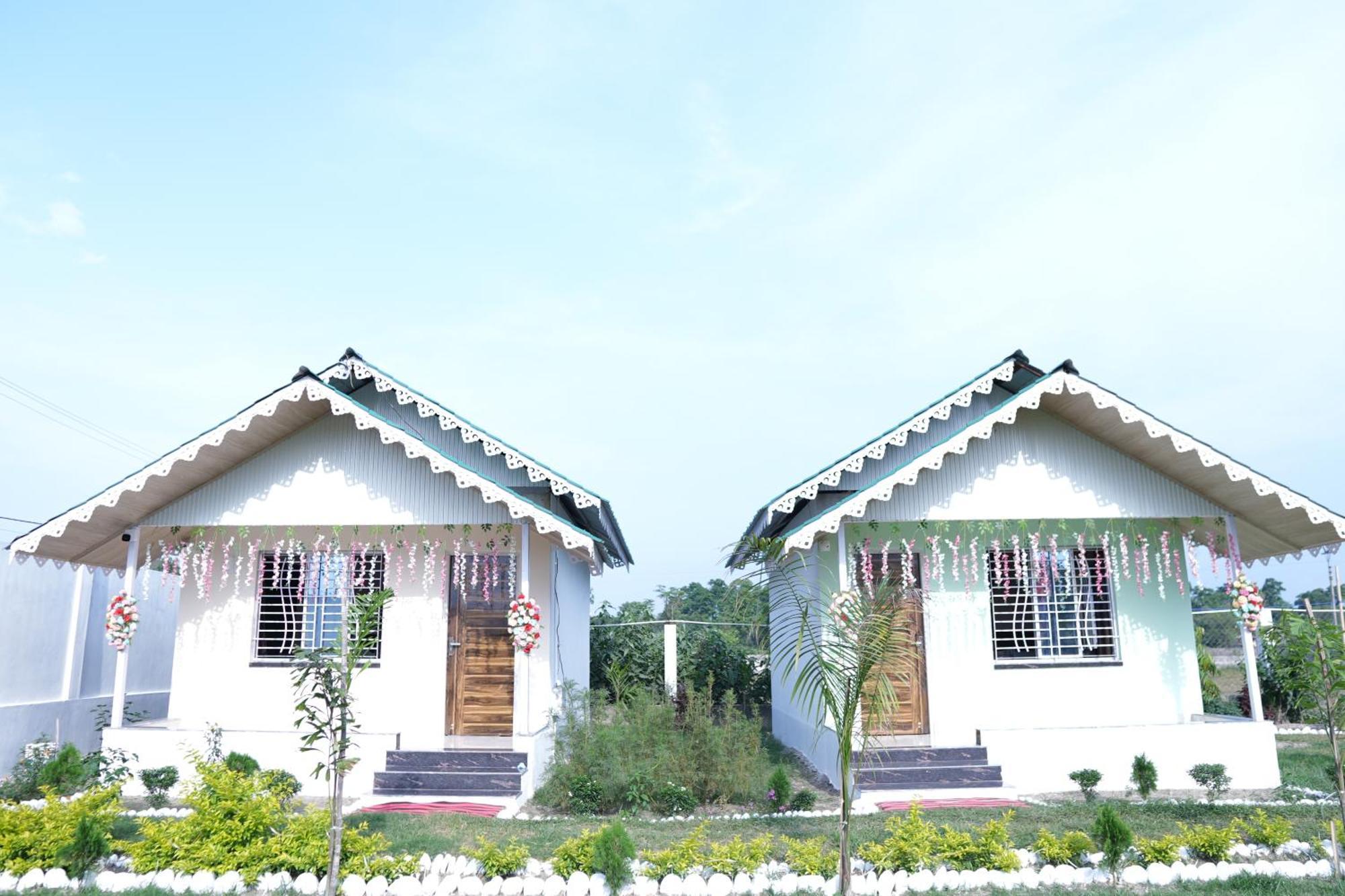 Queen Of Dooars Eco Resort Chalsa Exterior photo